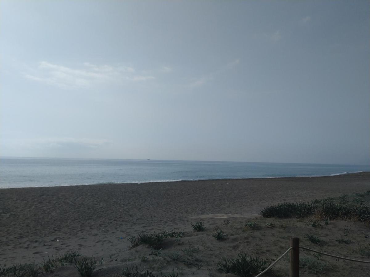 Suites Beach Nature 벨레즈 말라가 외부 사진